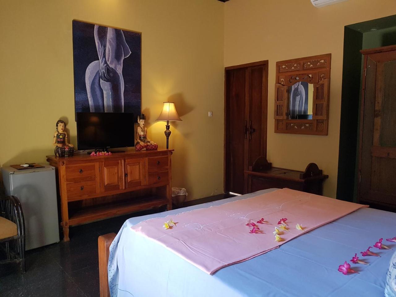 Gili Exotic Villa Gili Trawangan Luaran gambar