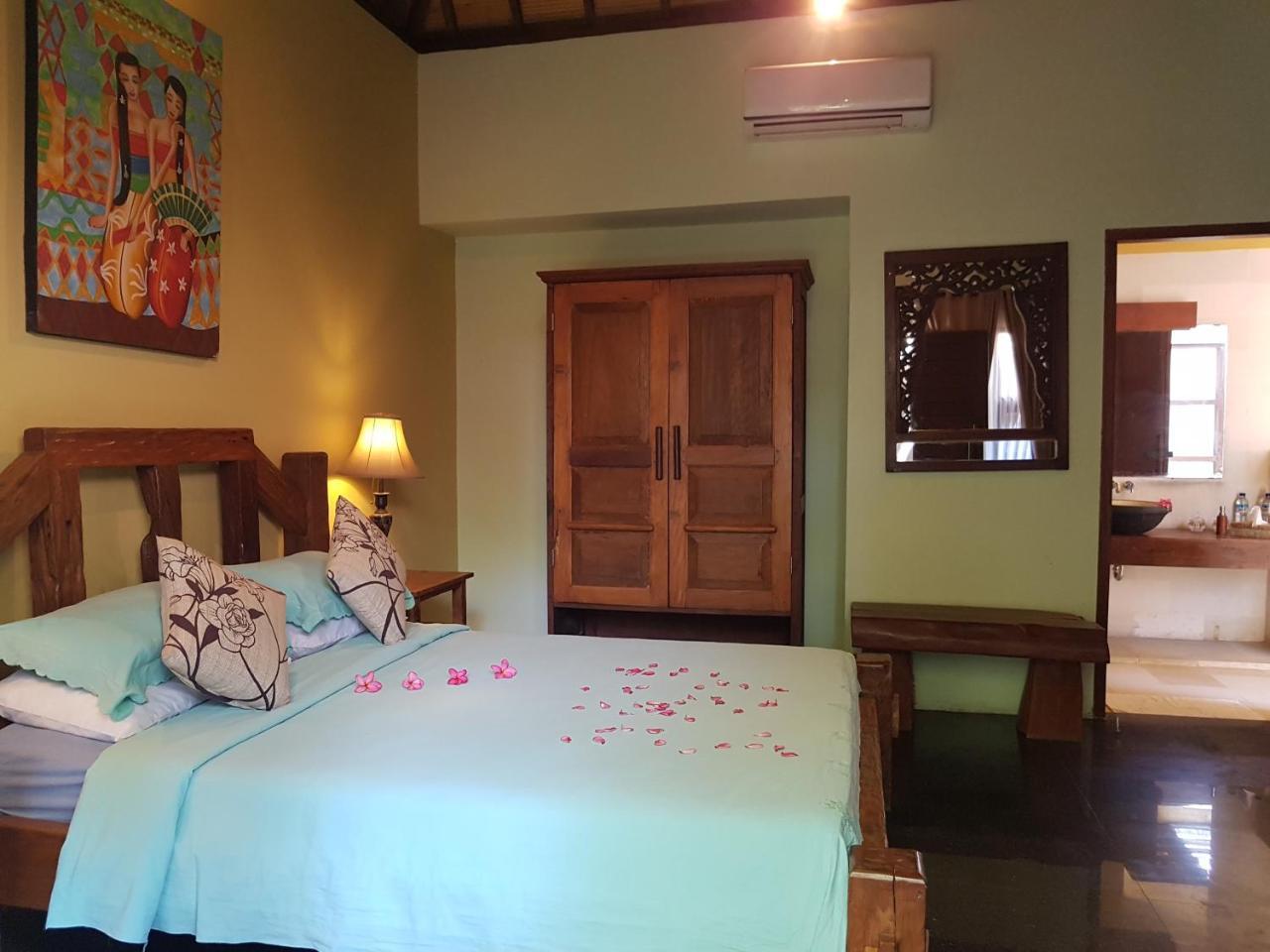 Gili Exotic Villa Gili Trawangan Luaran gambar
